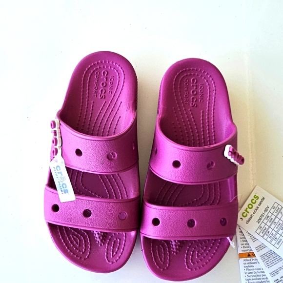 💕 NWT- CROCS Two-Strap Classic Sandal - Women's Size 4 - Picture 8 of 8
